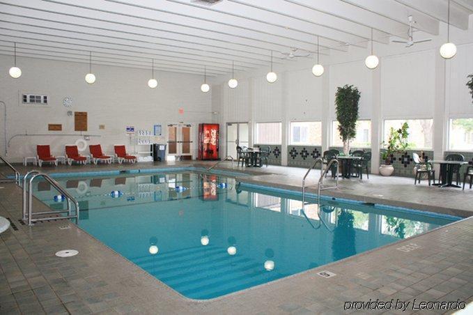 Hotel Ramada By Wyndham Bismarck Udogodnienia zdjęcie